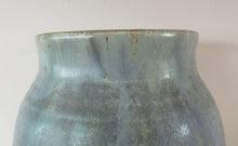 Load image into Gallery viewer, 1940s Upchurch British Studio Pottery Vase
