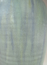 Load image into Gallery viewer, 1940s Upchurch British Studio Pottery Vase
