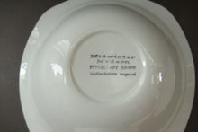 Load image into Gallery viewer, 1950s MIDWINTER Set of SIX Pudding Bowls. Collectable HAWAII PATTERN
