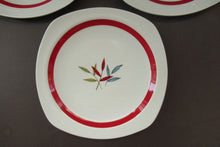 Load image into Gallery viewer, 1950s MIDWINTER Set of SIX Dessert Plates. Collectable HAWAII PATTERN. 8 1/2 inches
