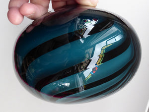 NEW ZEALAND Studio Glass by Katie Brown. Kingfisher Blue Bowl with Black Feathered Pattern
