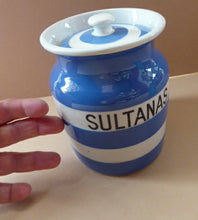 Load image into Gallery viewer, 1930s Cornishware Storage Jar: Sultanas
