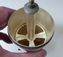 Load image into Gallery viewer, 1930s ART DECO Elkington Silver Plate Sugar Dispenser. Takes the Shape of a Large Shiny Egg with Tripod Feet
