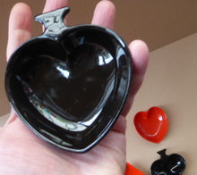 Load image into Gallery viewer, Rare CARLTON WARE Set of 1960s Ceramic Playing Card Suite Dishes
