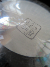 Load image into Gallery viewer, 1950s Vicke Lindstrand Kosta Glass Bowl
