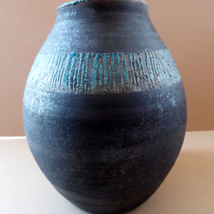 STUDIO POTTERY. Vintage 1960s Vase. Matt Black Lava Glaze & Band with Blue Lustre Raised Stripes: GS Mark