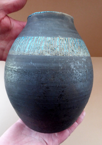 STUDIO POTTERY. Vintage 1960s Vase. Matt Black Lava Glaze & Band with Blue Lustre Raised Stripes: GS Mark