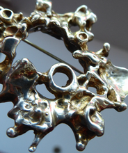 Load image into Gallery viewer, Vintage BRUTALIST Design. Sterling Silver Brooch. Marked STERLING 925S RS for Randers Sølvvarefabrik
