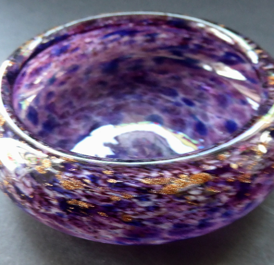 Pretty SCOTTISH MONART GLASS Shallow Pin Dish. Mottled Lilac and Purple Glass with Gold Aventurine & Customary Raised Pontil Mark