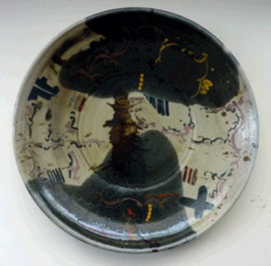 STUDIO POTTERY: Large Studio Pottery Charger. Decorated with Multi-Coloured Painterly Abstract Designs