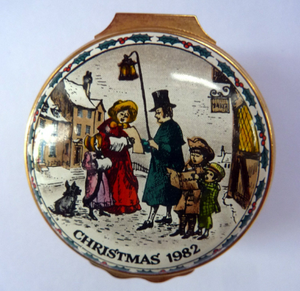 Vintage Halcyon Days Enamels Christmas Box 1982. Victorian Carol Singer Motifs. Excellent Condition