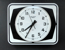 Load image into Gallery viewer, Vintage 1970s ANSTEY &amp; WILSON Abstract Black and White Wall Clock. Good Vintage Condition. Battery Operated
