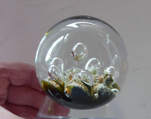 Collectable Vintage 1983 COLIN TERRIS Caithness Glass Paperweight: Sea Dance