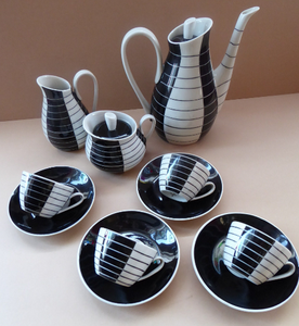 1950s Polish Porcelain Coffee Set by Marian Pasich for Chodziez. Stylish and Extremely Rare Black and White Stripes Set