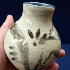 SCOTTISH STUDIO POTTERY Vase by KENNETH ANNAT for Bemersyde Pottery