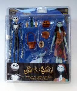 Tim Burton's Night Before Christmas . Jack and Sally Figures