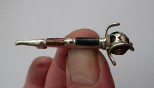 Collectable brooches 2025