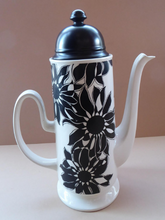 Load image into Gallery viewer, Funky 1960s JAVA Flower Power Tall Coffee Pot. Oslo Shape by Carlton Ware
