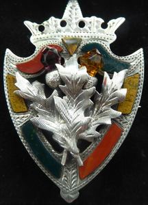 Antique 1901 SILVER BROOCH. Large Shield Brooch with Agates and Overlaid Silver Thistle. Adie Lovekin Ltd