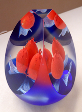 Load image into Gallery viewer, 1997 Caithness Paperweight by Neil Allan. Los Tres Amigos

