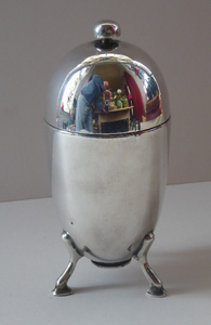 1930s ART DECO Elkington Silver Plate Sugar Dispenser. Takes the Shape of a Large Shiny Egg with Tripod Feet