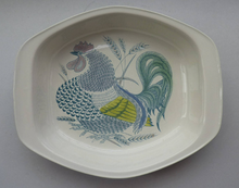 Load image into Gallery viewer, LARGE 1960s Poole Pottery Serving Dish ROOSTER. Designed by Robert Jefferson
