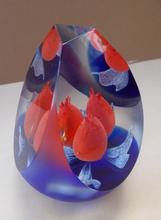 Load image into Gallery viewer, 1997 Caithness Paperweight by Neil Allan. Los Tres Amigos
