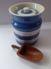 Load image into Gallery viewer, Vintage Cornishware TG Green Storage Jar: Mid Century. Larger Size. 6 3/4 inches height
