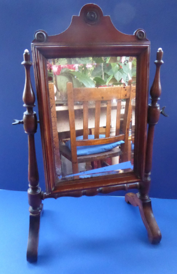 Fabulous GEORGIAN Mahogany Travelling Dressing Table / Desk Top Mirror with Tilt and Fold Flat Feet