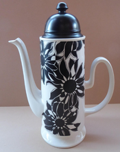 Load image into Gallery viewer, Funky 1960s JAVA Flower Power Tall Coffee Pot. Oslo Shape by Carlton Ware
