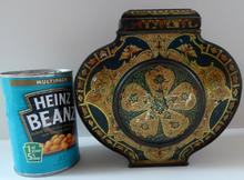 Load image into Gallery viewer, Victorian Barclay &amp; Fry Biscuit Tin
