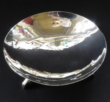 Load image into Gallery viewer, 1960s SCOTTISH SILVER Footed Bowl. With Triangular Shaped Tripod Feet. Edinburgh Hallmark 1962
