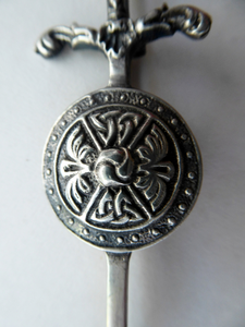 1950s SCOTTISH SILVER BROOCH. Vintage Lapel Brooch or Miniature Kilt Pin: Celtic Sword & Shield Design by Robert Allison