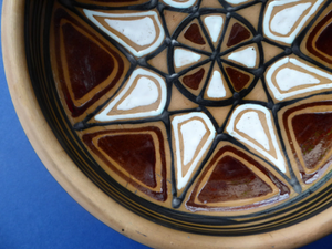 Vintage DANISH Art Pottery Flat Bowl. Attractive Geometric Design. Impressed mark for ABBEDNAES Pottery, Denmark below