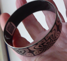 Load image into Gallery viewer, AUSTRIAN ENAMEL Bangle for Wiener Emailmanufaktur. Art Nouveau Design by Michaela Frey
