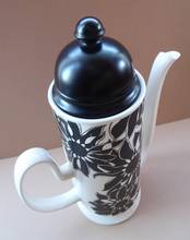 Load image into Gallery viewer, Funky 1960s JAVA Flower Power Tall Coffee Pot. Oslo Shape by Carlton Ware
