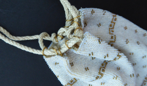 Sweet Little Vintage Reticule Drawstring Glass Beaded Bag. Cream & Gold Mirco Beads. Comes with Free Embroidered Trim. Good Condition