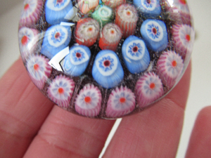 1970s MINIATURE Scottish Strathearn Glass Paperweight
