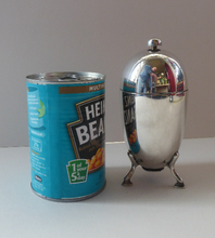 Load image into Gallery viewer, 1930s ART DECO Elkington Silver Plate Sugar Dispenser. Takes the Shape of a Large Shiny Egg with Tripod Feet
