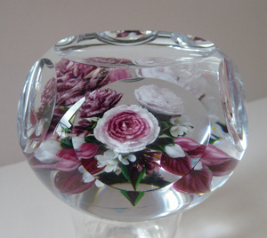Rare RICK AYOTTE Limited Edition 1995 Cushion Cut Paperweight: Floral / Roses. LARGE SIZE 