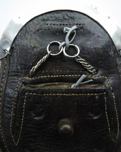 Load image into Gallery viewer, Antique Boy&#39;s Sporran
