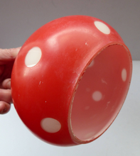 Load image into Gallery viewer, Vintage 1950s Glass Lamp Shade - Toadstool Design

