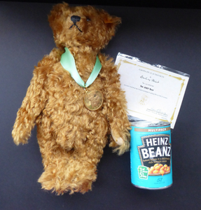 Vintage STEIFF Danbury Mint BEAR. Long Curly Auburn Mohair. Issue 669521