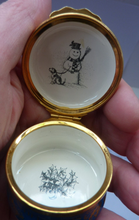 Load image into Gallery viewer, Vintage Halcyon Days (Bilston and Battersea) Enamels Christmas Box 1979. Children Building a Snowman. Excellent Condition
