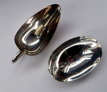 Load image into Gallery viewer, ART DECO. Beautiful 1930s WMF Silver Plate Milk or Cream Jug and Open Oval Shaped Sugar Bowl. Each with Stylish Prong Feet
