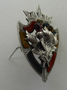 Antique 1901 SILVER BROOCH. Large Shield Brooch with Agates and Overlaid Silver Thistle. Adie Lovekin Ltd
