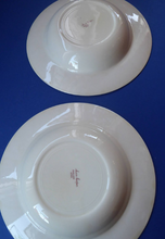 Load image into Gallery viewer, 1950s Vintage Susie Cooper Pottery BRACKEN PATTERN Shallow Soup Bowls. KESTREL shape. 9 inches

