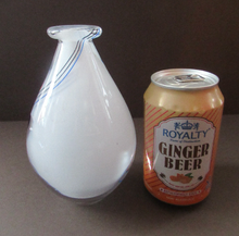 Load image into Gallery viewer, Koda Boda Vase by Tinback
