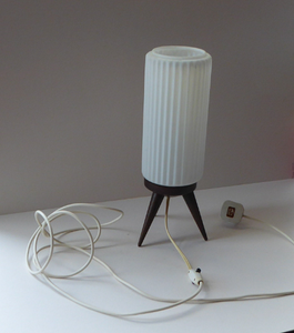 Vintage 1950s Scandinavian Style Table Lamp with Rosewood Tripod Feet and Tall Fluted White Glass Shade