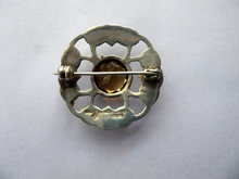 Load image into Gallery viewer, SCOTTISH SILVER Brooch. Stylish 1970s James Coull Design with Small Central Citrine. EDINBURGH Hallmark
